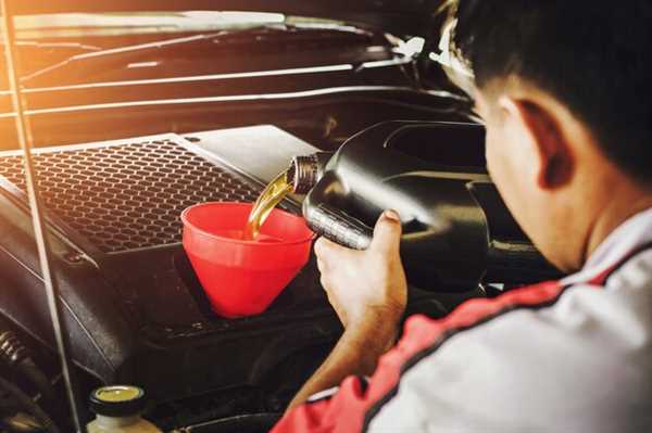 Common Mistakes to Avoid When Changing Engine Oil